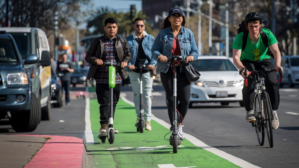 EVs in shared bike lane